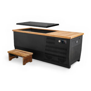 Barracuda X2 cold plunge tub, black finish